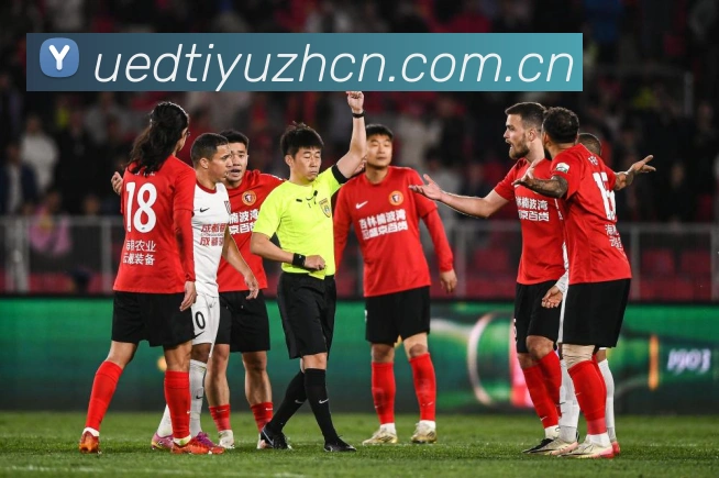 伊尼亚基威廉姆斯足球生涯高光与竞技价值解析(2):最新赛事动态与深度分析 伊尼亚基威廉姆斯足球生涯高光与竞技价值解析(2):最新赛事动态与深度分析